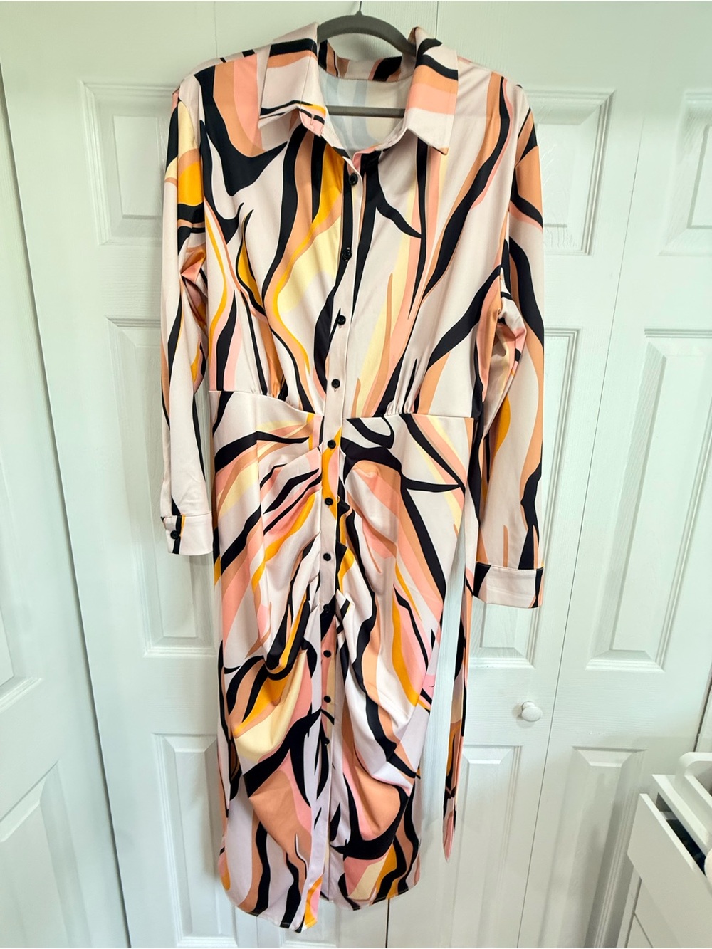 Women's Multicolor Abstract Button-Front Shirt Dress - Pink/Peach